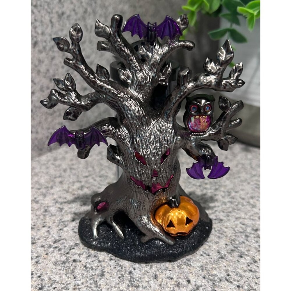 Bath & Body Works Haunted Monster Tree Halloween Wallflower Night Light Plug NWT